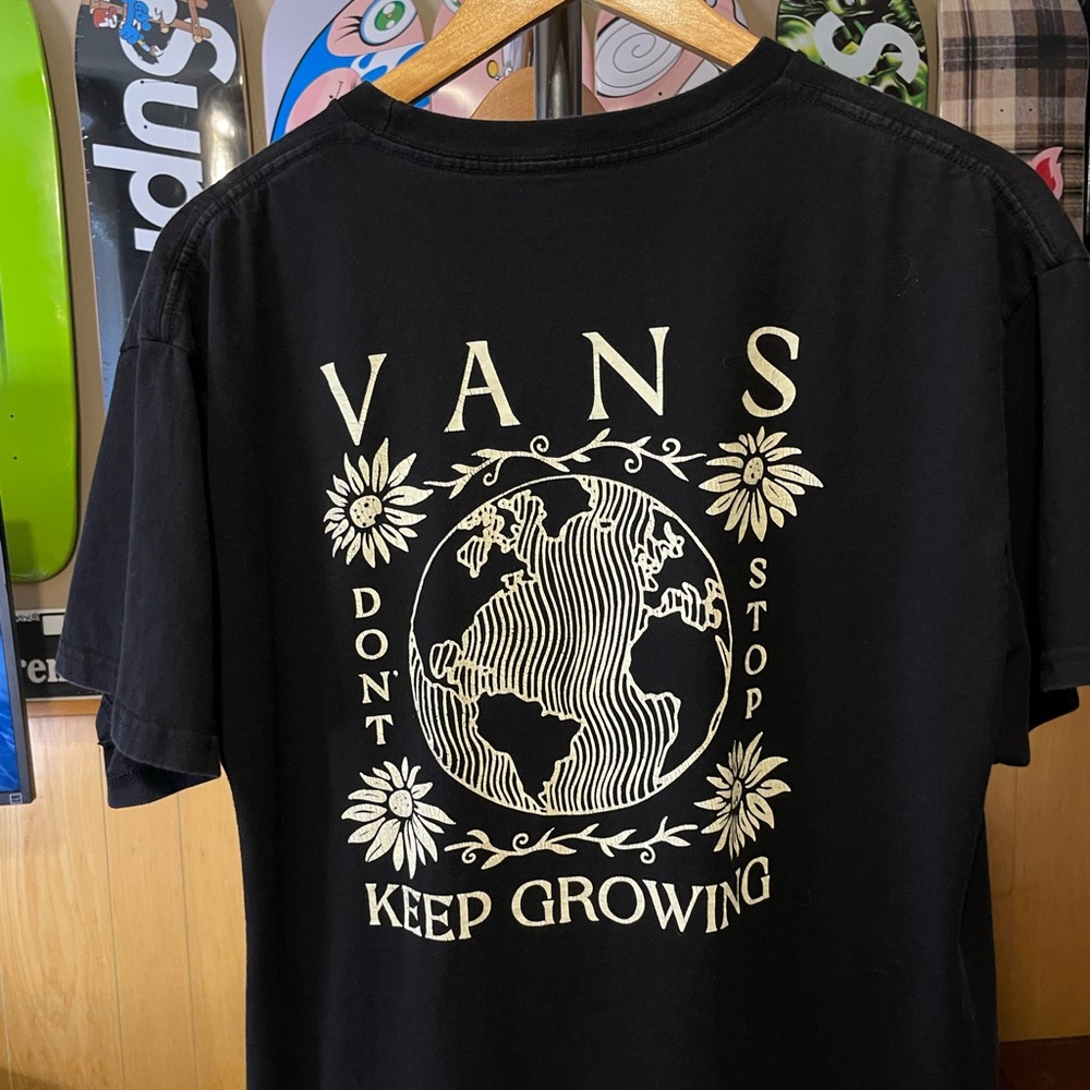 Vans don’t stop keep growing Black and White Graphic Tee globe Mens size large - Picture 2 of 5